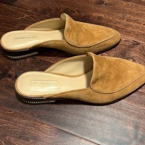 Antonio Melani Flats / Loafers